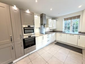 Photo 13- click for photo gallery